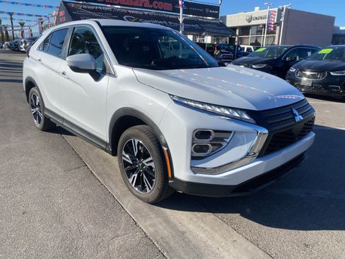 Used 2025 Mitsubishi Eclipse Cross SE image 4