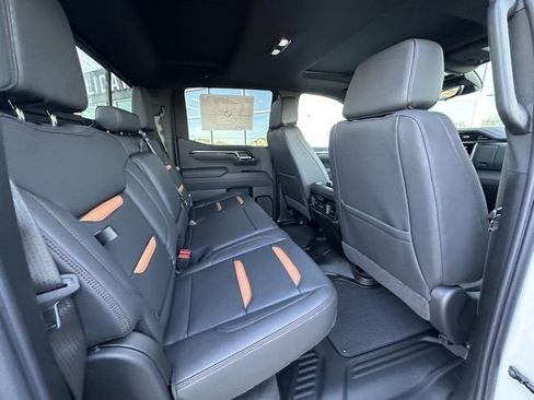 New 2026 GMC Sierra 1500 AT4 w/ AT4 Premium Package image 31