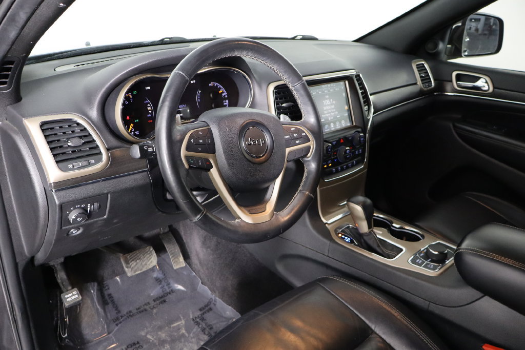Used 2017 Jeep Grand Cherokee Limited AWD/4WD image 24