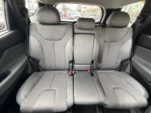 Used 2022 Hyundai Santa Fe SEL w/ Convenience Package AWD/4WD image 17
