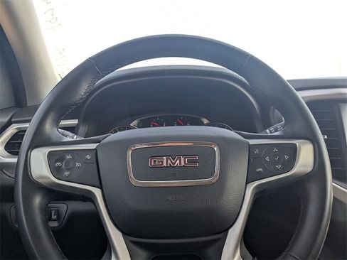 Used 2023 GMC Acadia SLT image 22