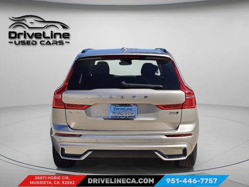 Used 2025 Volvo XC60 B5 Plus image 2