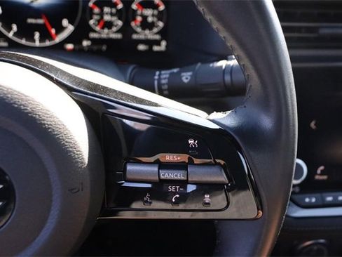 Used 2025 Nissan Z Sport w/ Floor Mat Package image 9