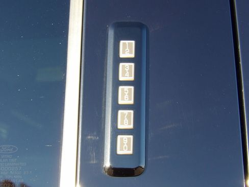 Used 2023 Ford F250 Limited w/ FX4 Off-Road Package image 54