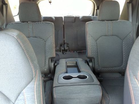 Used 2023 Honda Pilot Sport image 21