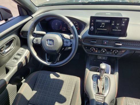 Used 2027 Honda HR-V Sport image 12