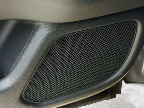 Certified 2024 Honda Pilot Touring image 22