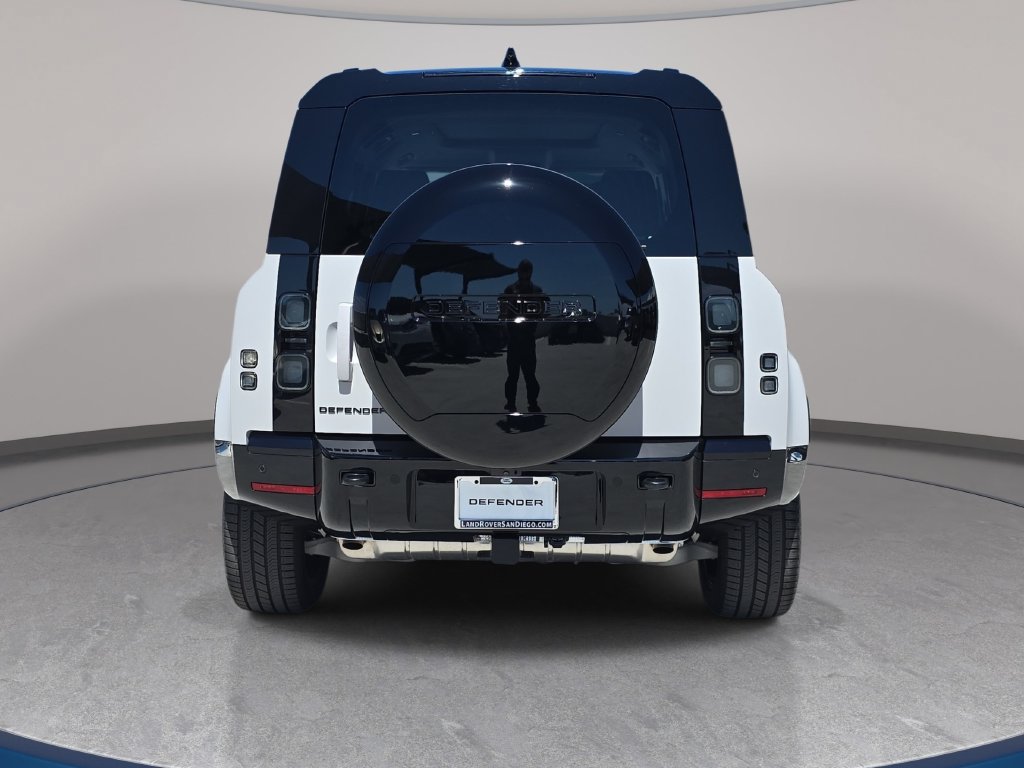 New 2026 Land Rover Defender 110 X-Dynamic SE AWD/4WD image 6