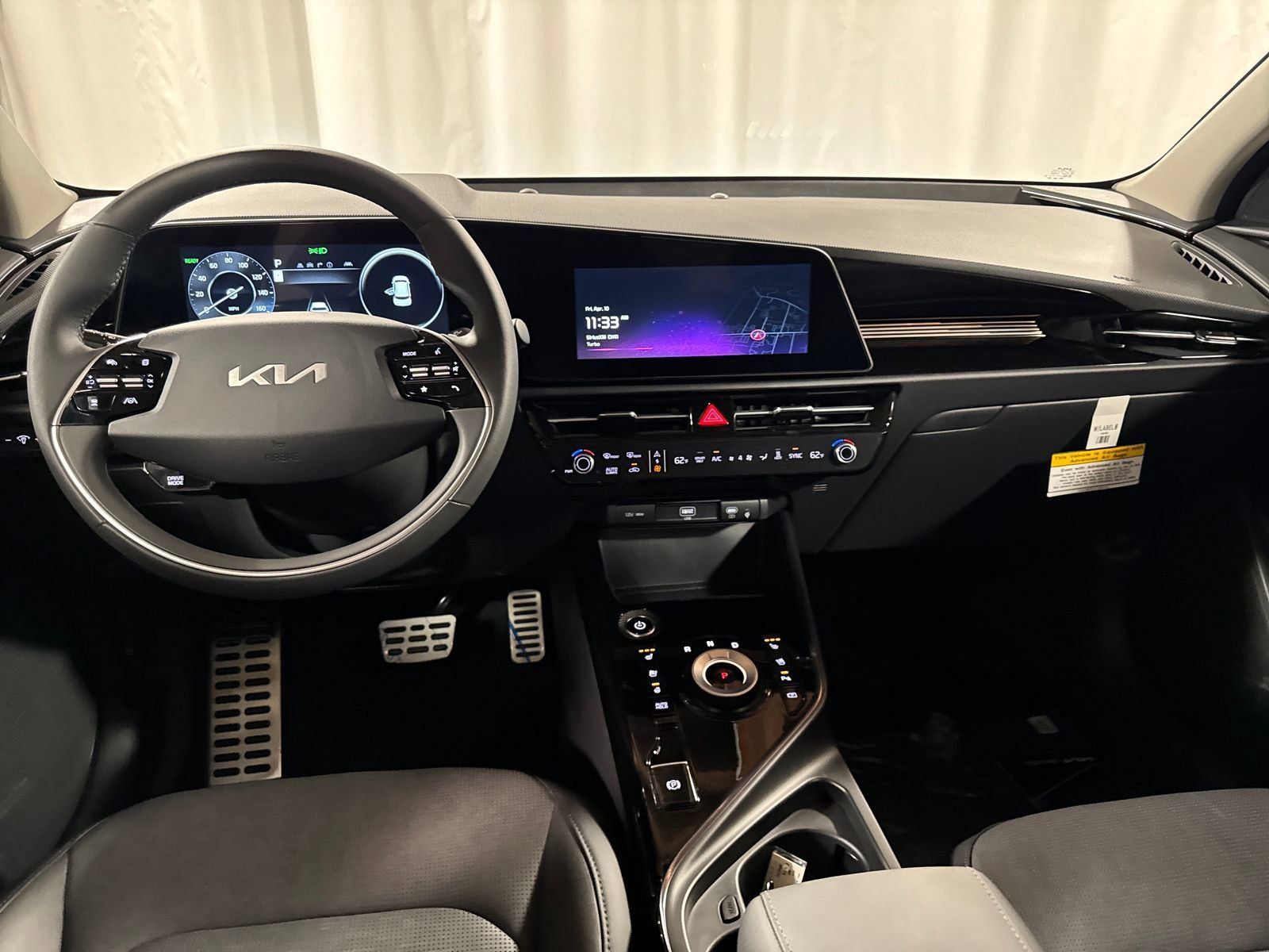 New 2026 Kia Niro Wave w/ Wave Preserve Package FWD image 4