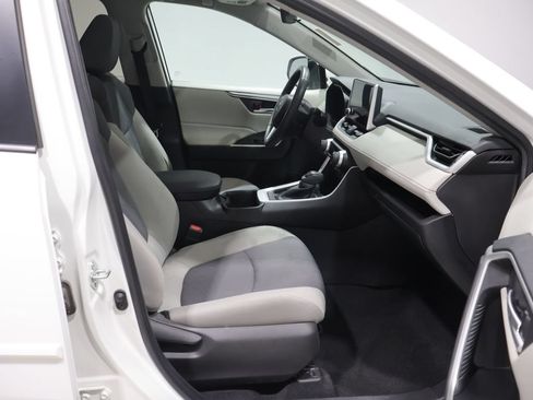 Certified 2024 Toyota RAV4 XLE w/ Convenience Package AWD/4WD image 25