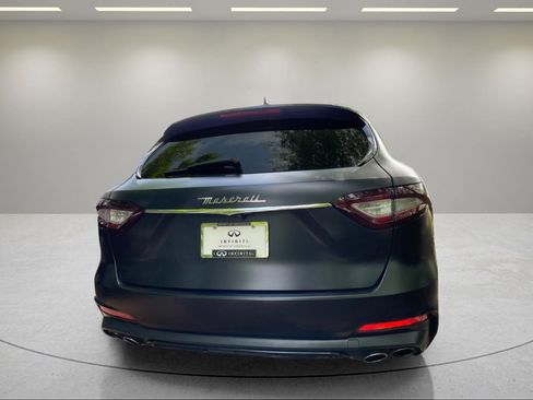 Used 2020 Maserati Levante AWD/4WD image 14