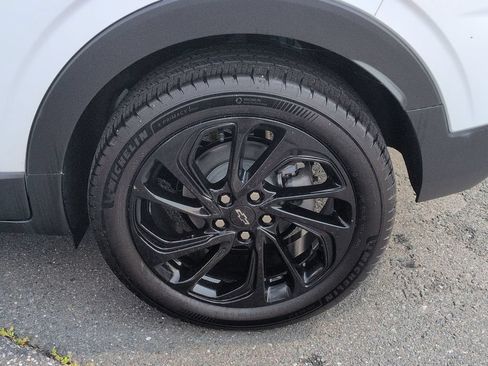 New 2027 Chevrolet Bolt RS FWD image 27