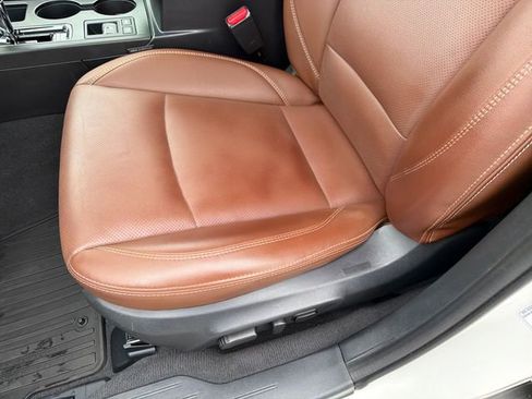 Used 2018 Subaru Outback 2.5i Touring w/ Popular Package #3 AWD/4WD image 21
