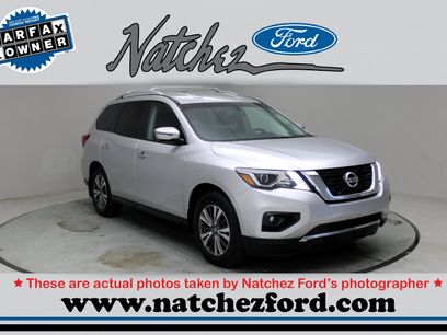 Used 2017 Nissan Pathfinder SL w/ Trailer Tow Package