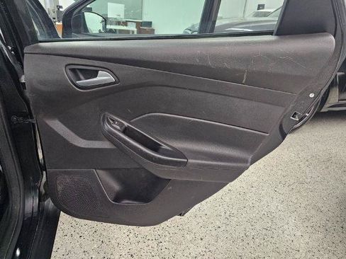 Used 2013 Ford Focus SE FWD image 28