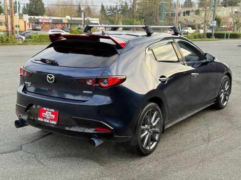 Used 2019 MAZDA MAZDA3 AWD Hatchback w/ Preferred Pkg image 17
