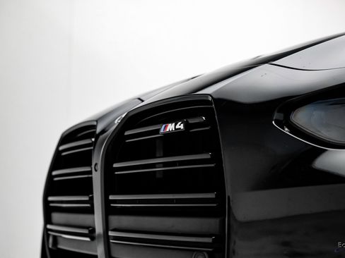 Used 2021 BMW M4 Coupe w/ Executive Package image 27