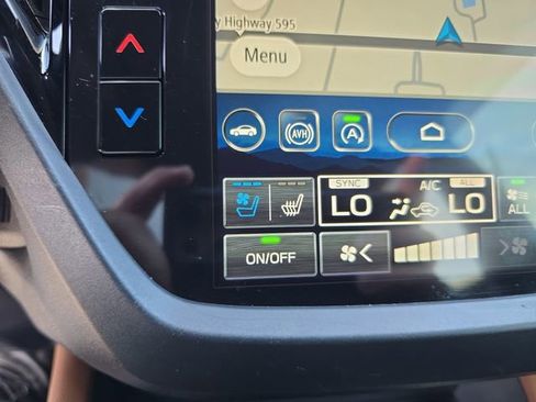 Certified 2025 Subaru Forester Touring w/ Popular Package - Touring AWD/4WD image 19