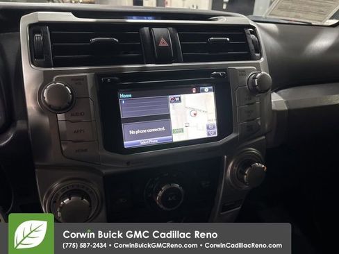 Used 2018 Toyota 4Runner SR5 Premium AWD/4WD image 19