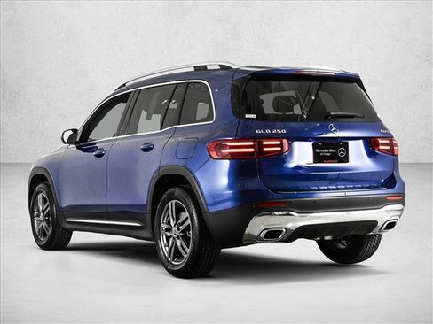 New 2026 Mercedes-Benz GLB 250 4MATIC image 8