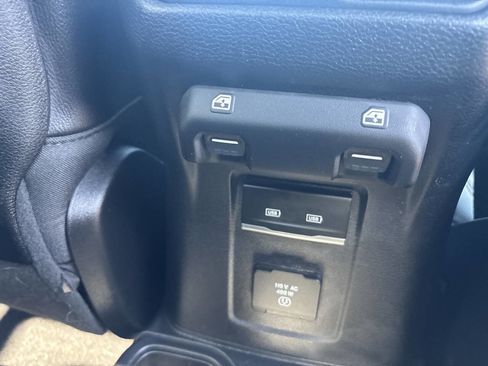 Used 2021 Jeep Gladiator Mojave AWD/4WD image 22