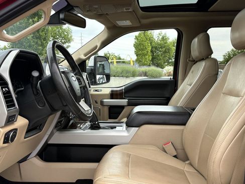 Used 2017 Ford F150 Lariat w/ Equipment Group 502A Luxury AWD/4WD image 19