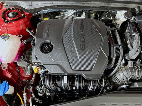 Used 2025 Kia K5 LXS image 31