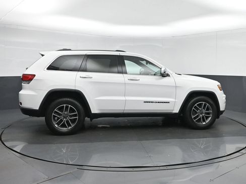 Used 2020 Jeep Grand Cherokee Limited AWD/4WD image 8