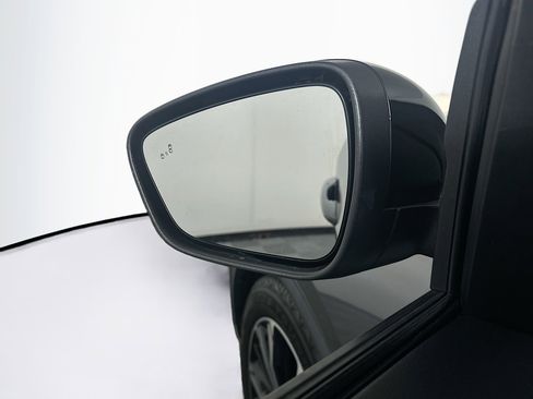 Used 2021 Ford Escape SE w/ SE Sport Appearance Package image 16