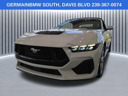 Used 2025 Ford Mustang GT Premium RWD image 9