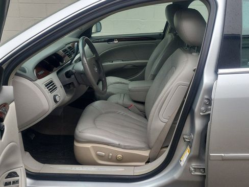 Used 2010 Buick Lucerne CXL w/ Driver Confidence Package image 14