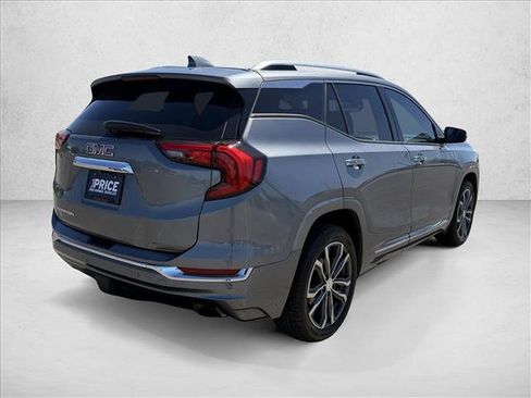 Used 2020 GMC Terrain Denali w/ Denali Premium Package FWD image 5
