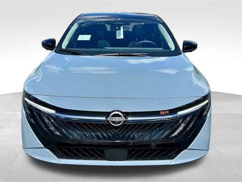 New 2026 Nissan Sentra SR w/ SR Premium Package FWD image 2
