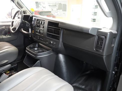 Used 2019 Chevrolet Express 2500 w/ Driver Convenience Package RWD image 12