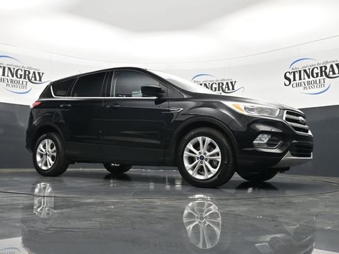 Used 2017 Ford Escape SE image 17