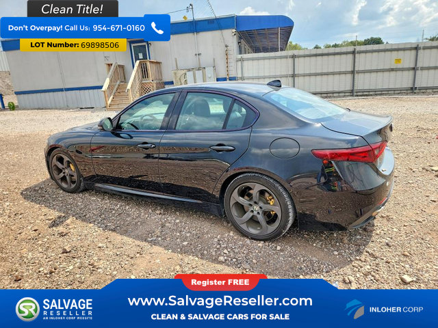 Used 2017 Alfa Romeo Giulia RWD image 3