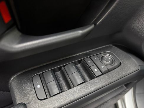 Used 2025 Toyota 4Runner TRD Off-Road image 17