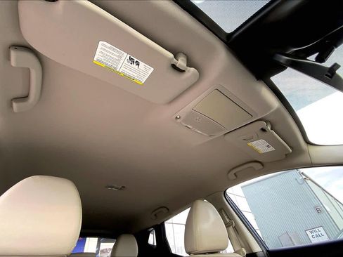 Used 2019 Nissan Rogue Sport SL image 14