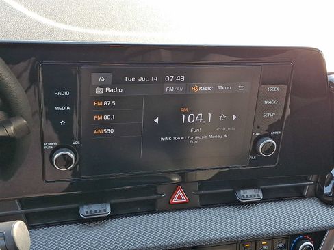 Used 2023 Kia Sportage LX AWD/4WD image 16