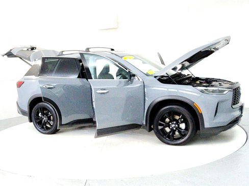 Used 2025 INFINITI QX60 Luxe w/ Black Edition image 12