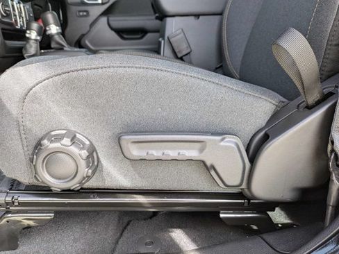 New 2026 Jeep Gladiator Sport AWD/4WD image 20