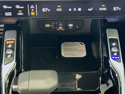 New 2026 Kia Sorento SX AWD/4WD image 23
