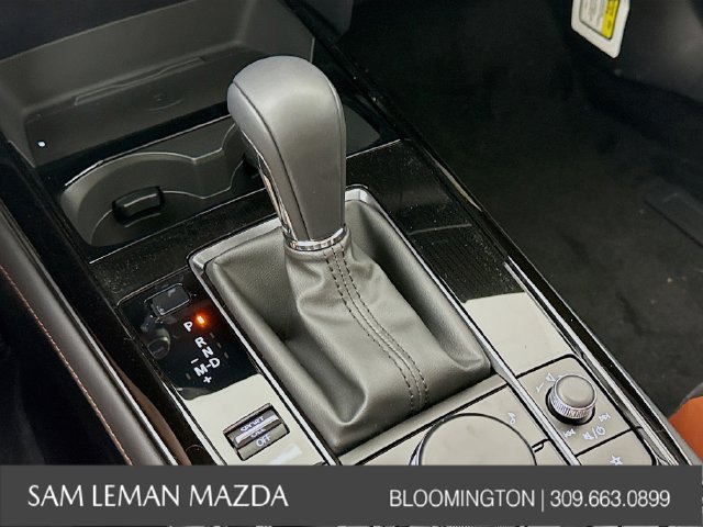 Used 2025 MAZDA CX-30 Carbon AWD/4WD image 16