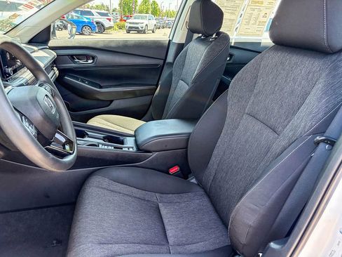 Used 2023 Honda Accord LX image 37