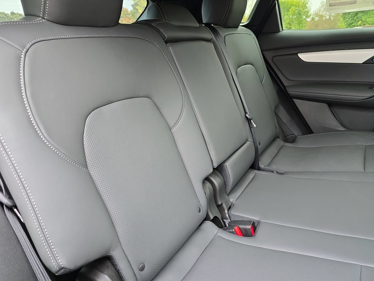 New 2025 VinFast VF 8 Plus AWD/4WD image 20