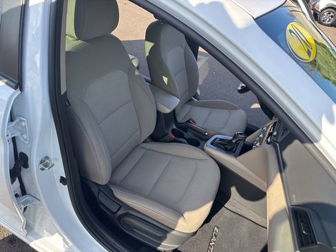Used 2020 Hyundai Elantra ECO image 14