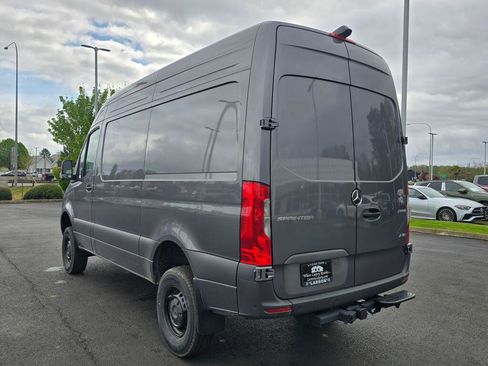 New 2025 Mercedes-Benz Sprinter 2500 image 4