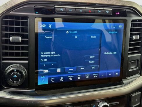 Used 2021 Ford F150 King Ranch w/ Equipment Group 601A High AWD/4WD image 18