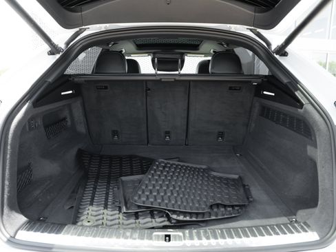 Certified 2025 Audi Q8 Prestige w/ Prestige Package AWD/4WD image 24