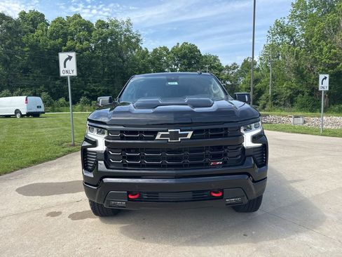 New 2026 Chevrolet Silverado 1500 LT Trail Boss w/ LT Trail Boss Premium Package AWD/4WD image 2